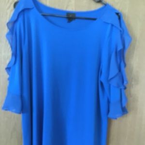 Women’s dress shirt